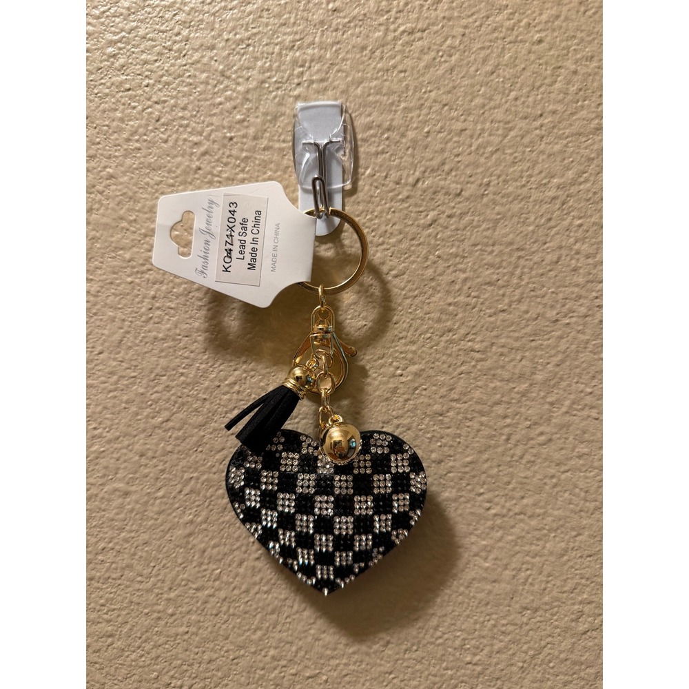 Black White Checkered Rhinestone Heart Keychain Tassel Gold Bell KC471X043 - Picture 2 of 3